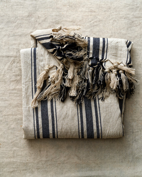 Beautiful linen hamam in unbleached and black stripes
