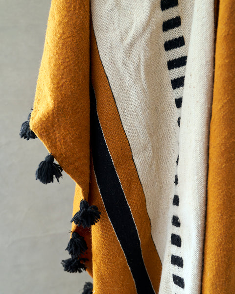 Hand made wool blanket- sustainable by women artisans in Tunisia