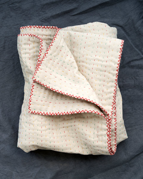 Hand made bedcover Kantha women Bangladesh